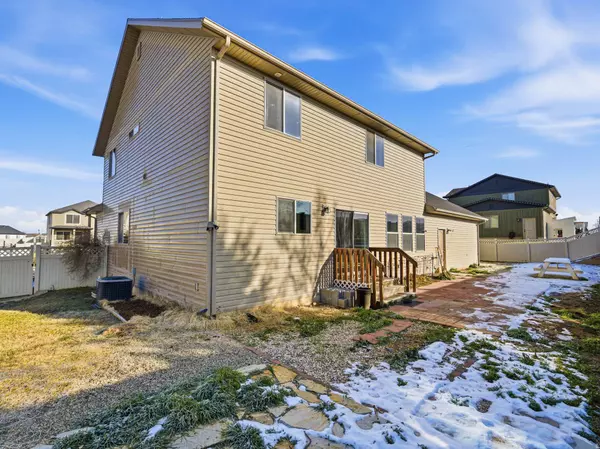 279 E 2150 N, North Ogden, UT 84414