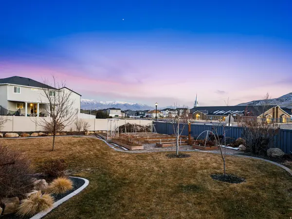 7170 N HONEY FIELD WAY W, Eagle Mountain, UT 84005