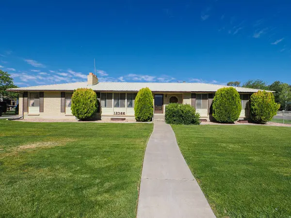 12366 S MOUNTAIN VIEW DR W, Riverton, UT 84065