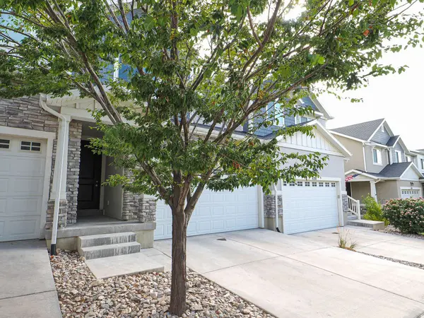 4304 W NASH LN #142, Herriman, UT 84096