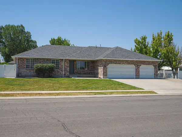 12142 S 3300 W, Riverton, UT 84065