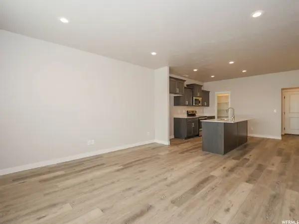 895 S 900 W, American Fork, UT 84003