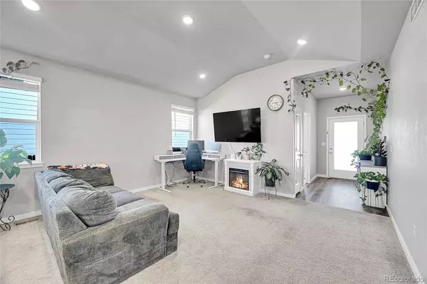 503 Bobcat CT, Wiggins, CO 80654