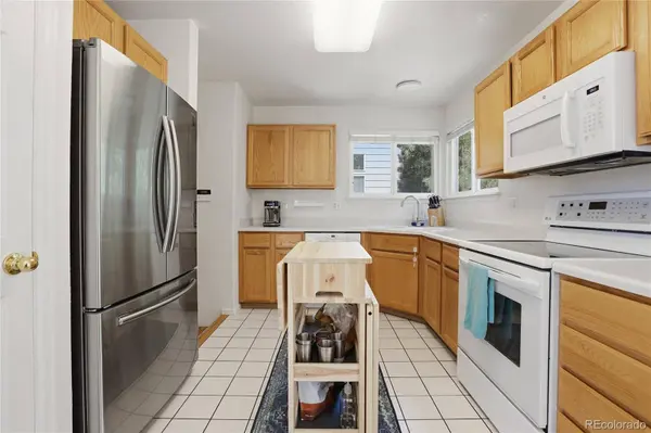 8814 S Field CT, Littleton, CO 80128