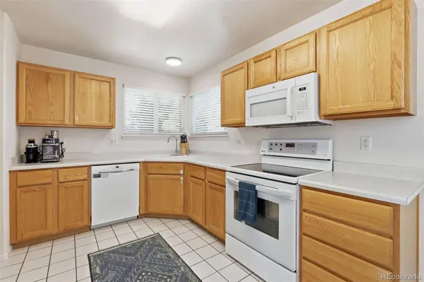 8814 S Field CT, Littleton, CO 80128
