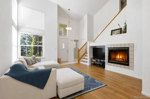 8814 S Field CT, Littleton, CO 80128