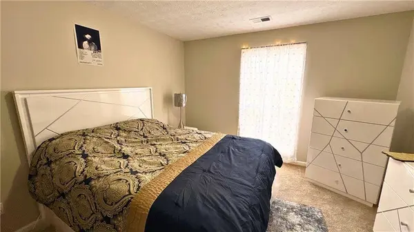 4093 Chapel Mill BND, Decatur, GA 30034