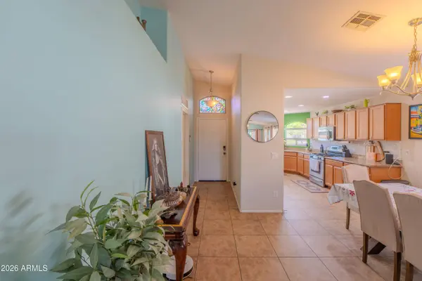 2907 E WHISPERING WIND Drive, Phoenix, AZ 85024