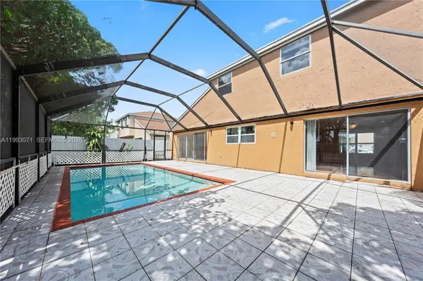 9460 Atlantic St, Miramar, FL 33025