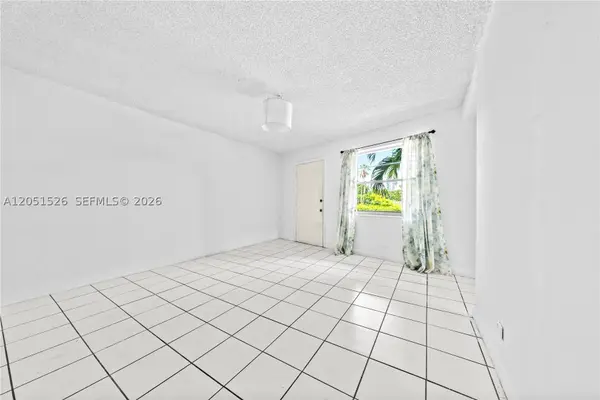 1610 NW N River Dr #201, Miami, FL 33125