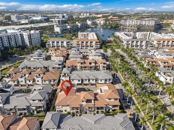 4608 NW 83rd Pkwy #0, Doral, FL 33166