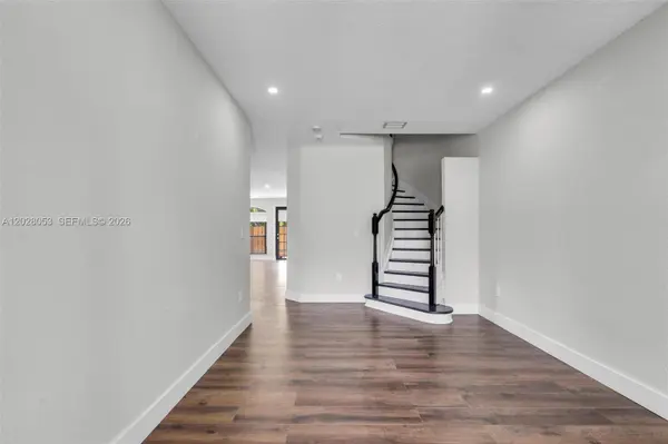 10276 NW 30th Ter, Doral, FL 33172