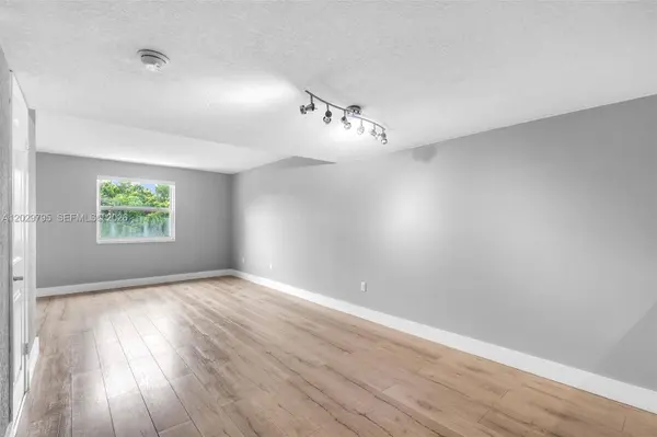 4600 SW 67th Ave #264, Miami, FL 33155
