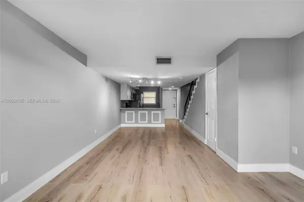 4600 SW 67th Ave #264, Miami, FL 33155