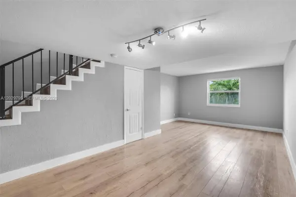 4600 SW 67th Ave #264, Miami, FL 33155
