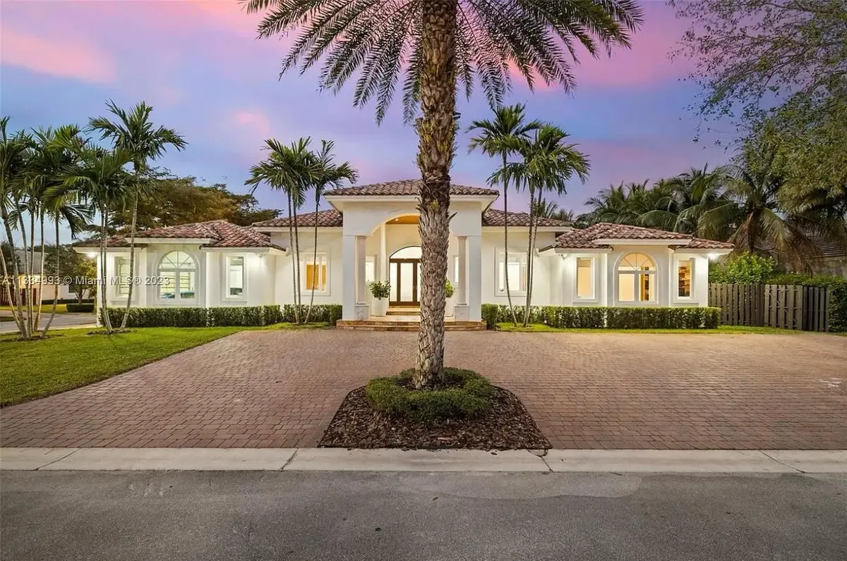 9463 SW 123rd Ter, Miami, FL 33176-5039