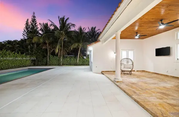 9463 SW 123rd Ter, Miami, FL 33176-5039