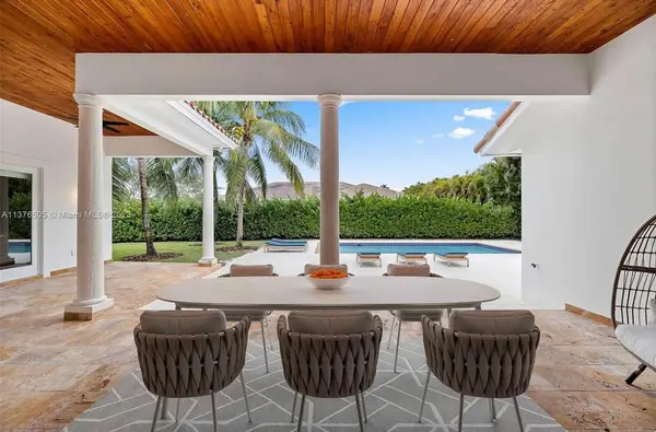 9463 SW 123rd Ter, Miami, FL 33176-5039