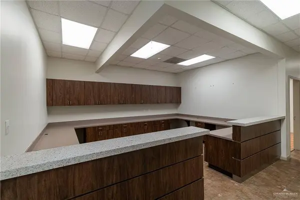 5111 S Mccoll RD, Edinburg, TX 78539