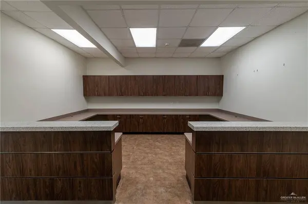 5111 S Mccoll RD, Edinburg, TX 78539