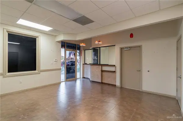 5111 S Mccoll RD, Edinburg, TX 78539