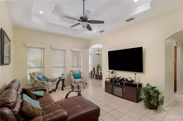 607 Via Cantera DR, San Juan, TX 78589