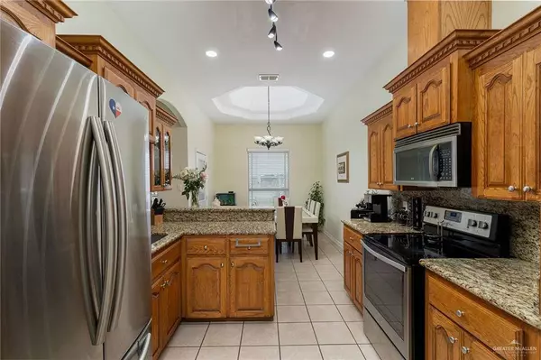607 Via Cantera DR, San Juan, TX 78589