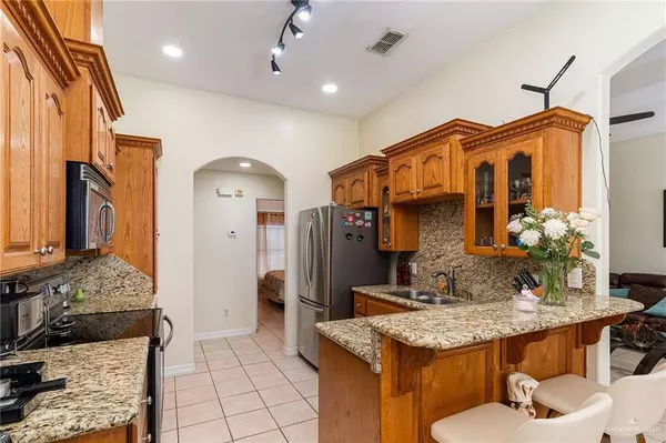 607 Via Cantera DR, San Juan, TX 78589