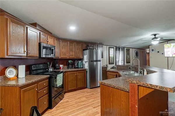 608 W Date Palm AVE, Pharr, TX 78577