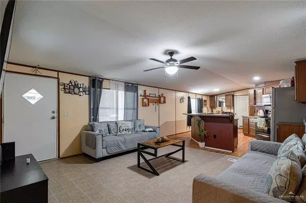 608 W Date Palm AVE, Pharr, TX 78577