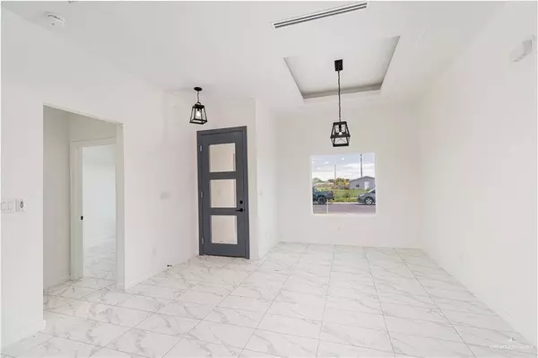 3609 Las Brisas ST, Edinburg, TX 78542