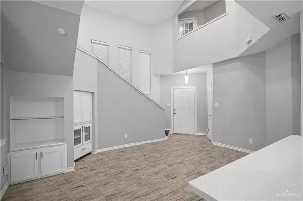 3204 Black Oak LN, Mission, TX 78573