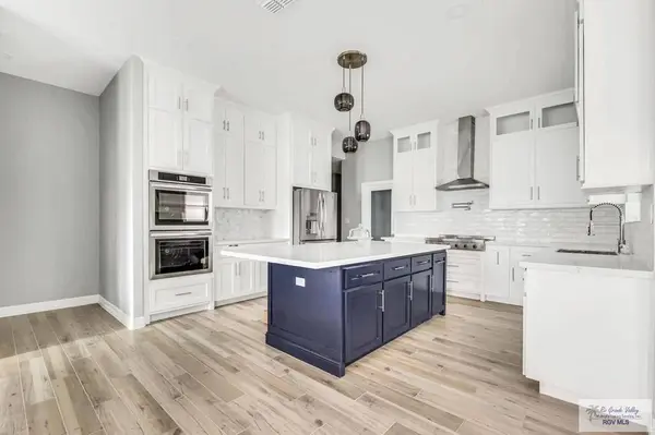 2425 Desert Rose Ave, Mercedes, TX 78570