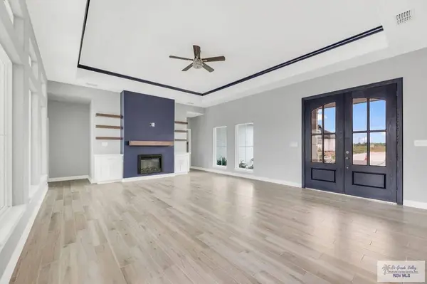 2425 Desert Rose Ave, Mercedes, TX 78570