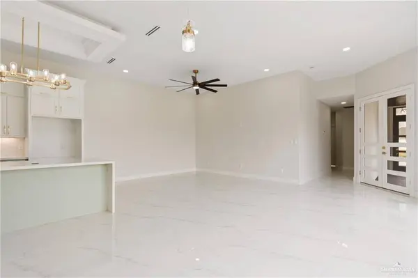 1105 Cheril RD, Mission, TX 78574
