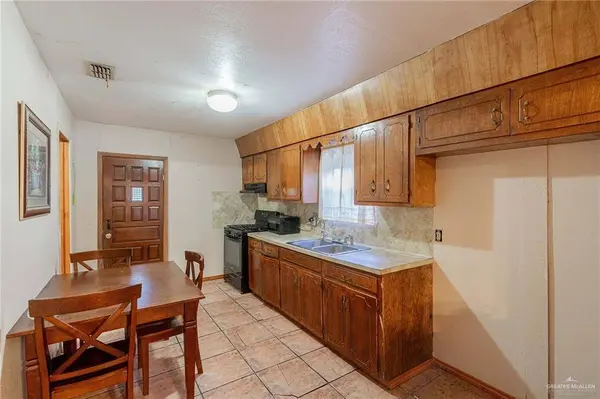 409 Naranjo ST, Mission, TX 78572