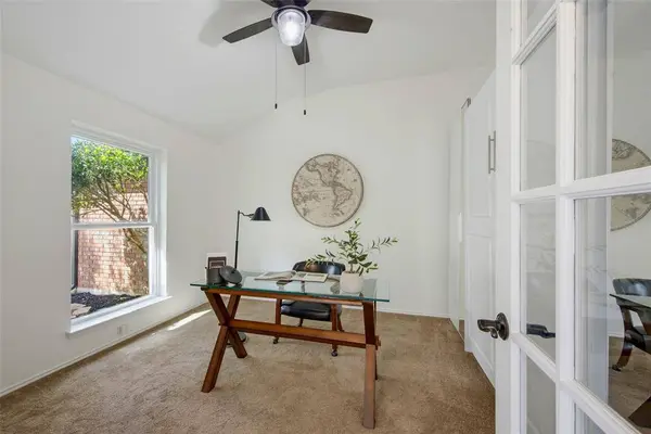 1812 Saint Nevis Drive, Mansfield, TX 76063