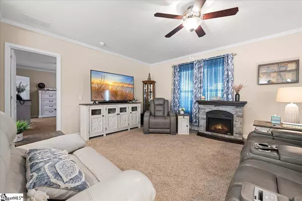 651 Shady Grove Road, Pickens, SC 29671