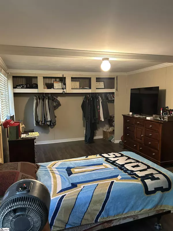 187 Poinsett Circle, Easley, SC 29640