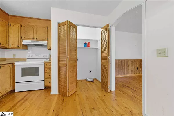 212 Lost Valley Road, Pickens, SC 29671