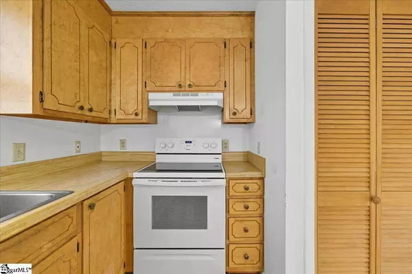 212 Lost Valley Road, Pickens, SC 29671