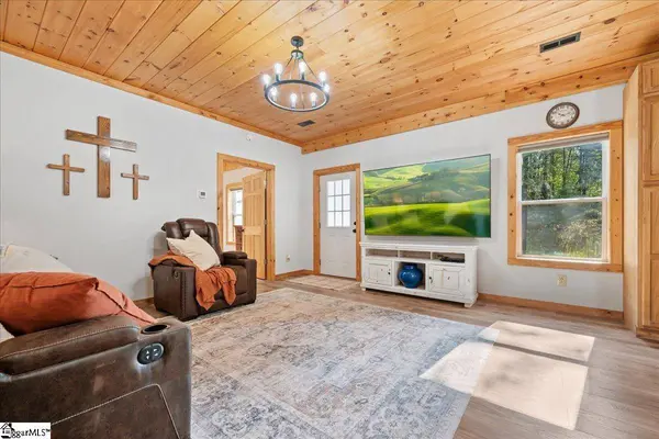 110 Connelly Road, Marietta, SC 29661