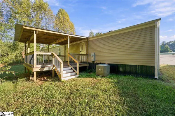 205 Rayfield Drive, Easley, SC 29640