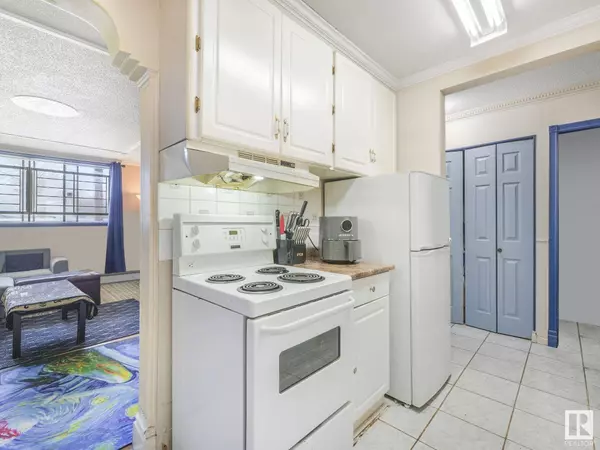 #8B 13230 FORT RD NW, Edmonton, AB T5A 1C2