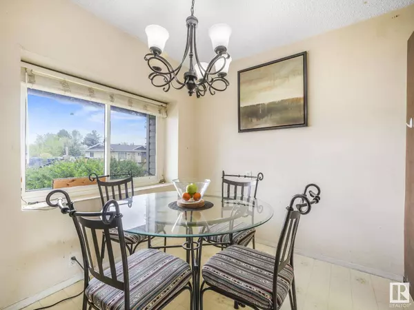 14107 30 ST NW, Edmonton, AB T5Y 1M6