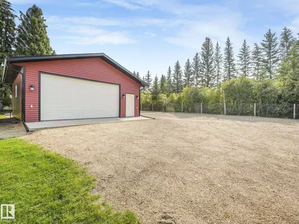 54534 RGE RD 215, Rural Strathcona County, AB T8L 4B9