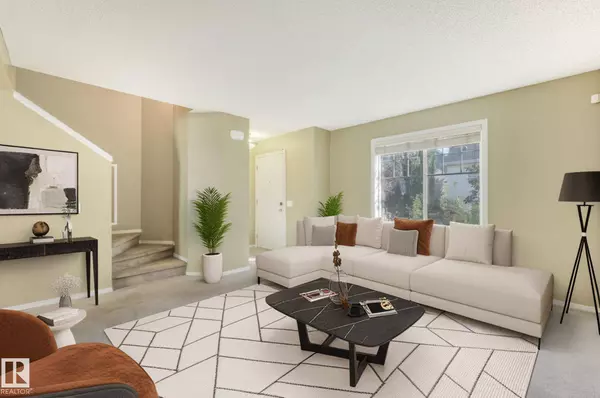 #28 8304 11 AV SW, Edmonton, AB T6X 1J8