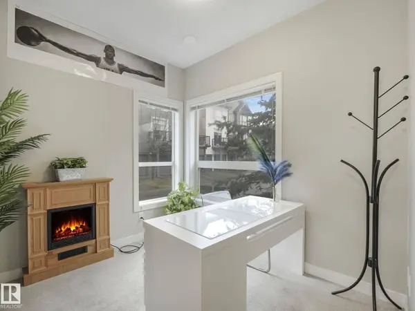 #124 2560 PEGASUS BV NW, Edmonton, AB T5E 6V4