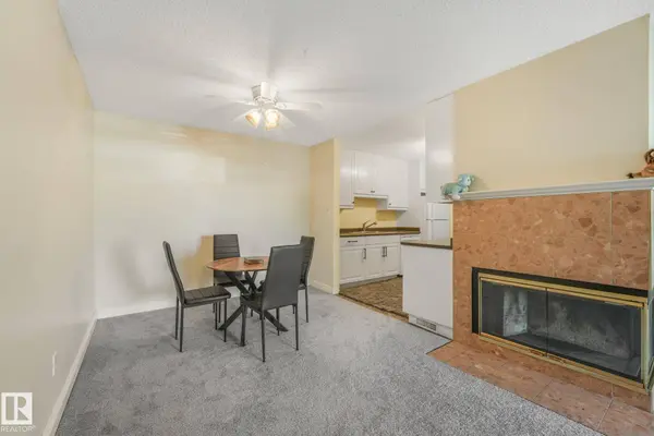#49 2703 79 ST NW, Edmonton, AB T6K 3Z6