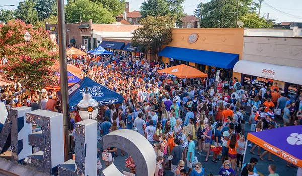 Clemson’s Housing Market in Focus: Interest Rates, Listings & More